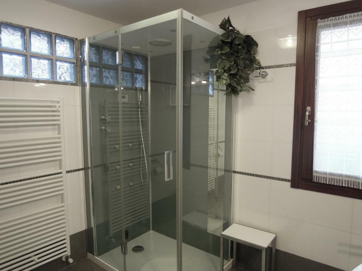 Ca' Delfina Holiday Home Venice Exterior photo